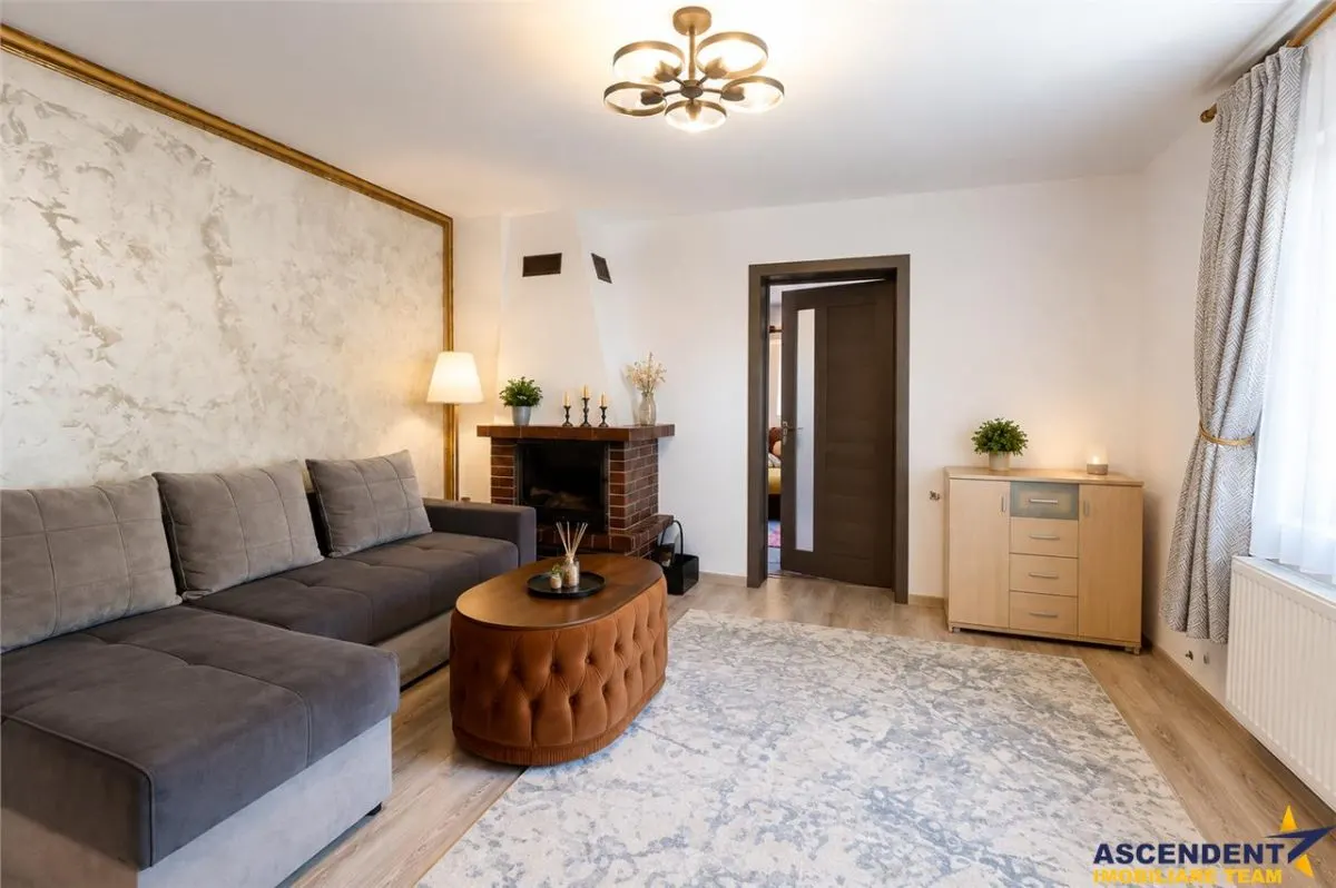 Casa solida, teren 919mp, 2 accesuri, configuratie si pentru 2 familii, Sanpetru, Brasov - foto 1