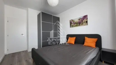 Apartament cu 3 camere,complet mobilat si utilat,zona Centrala - foto 9