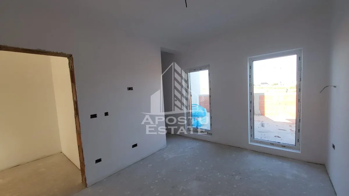 Duplex la cheie,despartit,4 camere Giarmata Mare - foto 4