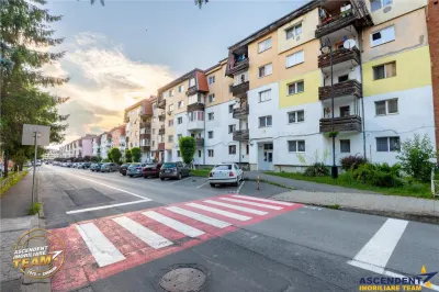 Apartament modern 2 camere, priveliste spre padure, ergonomic, luminos, Central, Covasna: FILM & 3D - foto 22