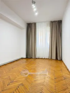 Apartament 3 camere, 75 mp, 2 băi, 2 balcoane, CT, 3 AC, boxă 9 mp și 2 locuri de parcare – Nicolina - Iasi