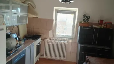 Apartament cu 3 camere, 2 bai, de vanzare, zona Girocului, Timisoara - Timisoara