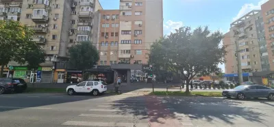 Spatiu in intersectie pe colt, Calea Aurel Vlaicu -Fortuna - foto 7