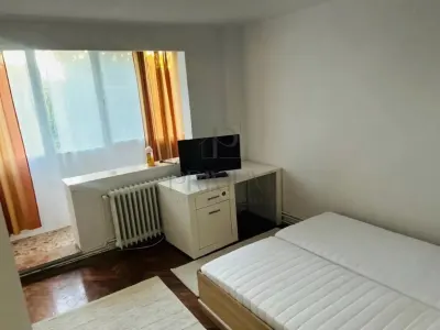 Apartament 4 camere | Ultracentral | Medicina â€“ Punctele Cardinale | 100 mp | Renovat si Mobilat - foto 2