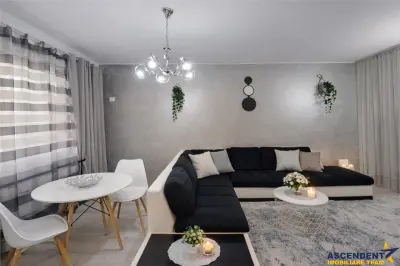 Pet friendly! Studio cochet, mobilat, utilat, bucatarie separata, boxa,Top City,Tractorul,Brasov - Brasov