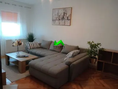 Apartament de inchiriat 3 camere Sibiu Scoala de Inot - Sibiu
