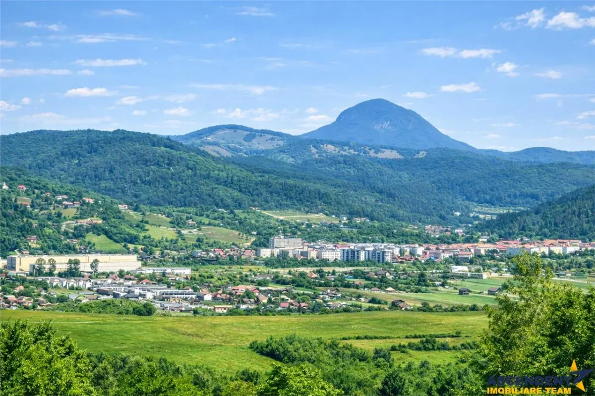 3.000mp de incantare montana cu cabana din lemn masiv, Zarnesti Tohanita - foto 11