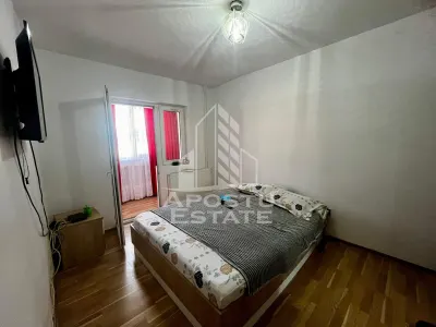 Apartament 3 camere,etaj 3,zona UMT - foto 9