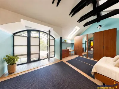 Vila individuala, arhitectura aparte, garaj, terasa,  balcon, Semicentral, Targu Mures. - foto 15