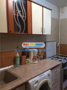 Inchiriere apartament 3 camere Kaufland Valea Oltului - foto 3