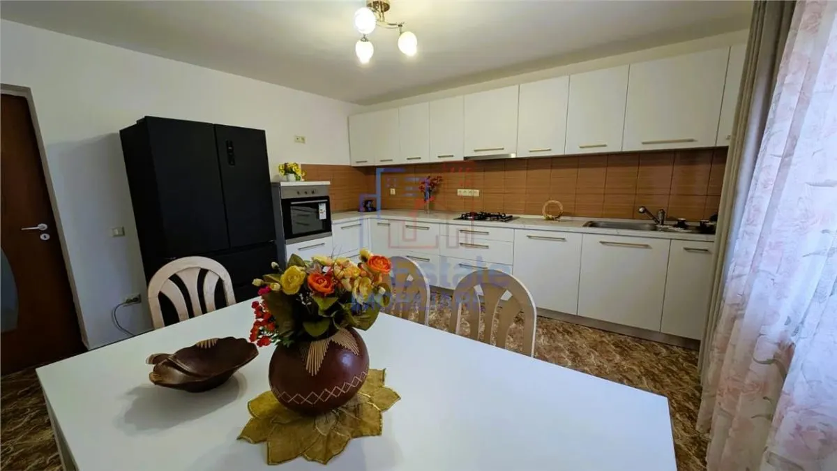 Casa lux mobilata sau partial Bucium - foto 4