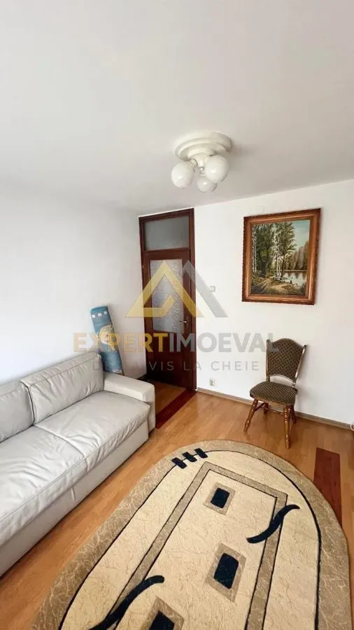 Apartament de inchiriat pe strada Oituz cu 4 camere - foto 6
