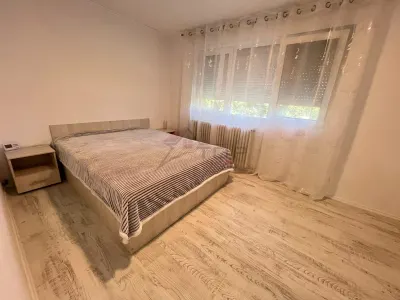Vanzare apartament 2 camere Podu Ros - renovat complet - Iasi
