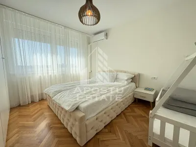 Apartament 3 camere 2 bai, etaj intermediar langa Punctele Cardinale - foto 14