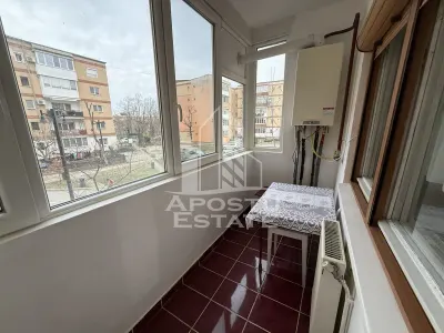 Apartament cu 3 camere, etajul 1, centrala proprie, zona Cotu Mic - foto 12