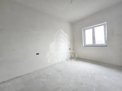 Jumatate de duplex de vanzare, Parter + Etaj, 5 camere si 2 bai, Sag - foto 5