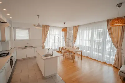 Floreasca | Laguna residence | 4 Camere | Vedere Lac | Piscina, Parc privat - foto 6