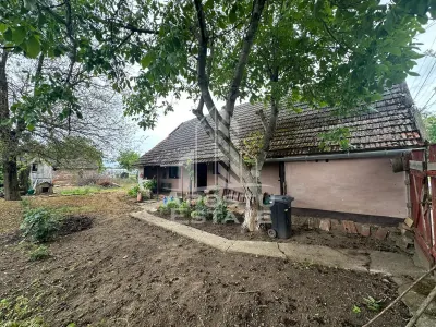Casa cu teren de vanzare in Zimandu Nou - Zimandu Nou