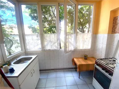 Apartament 3 camere , centrala proprie , zona Soarelui - foto 9