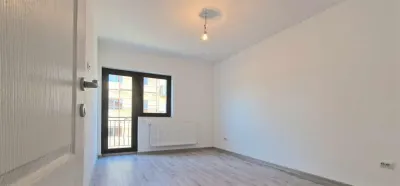 Cartier Editurii Apartament  3 camere D curte 55 mp  Lunca Cetatuii - foto 7