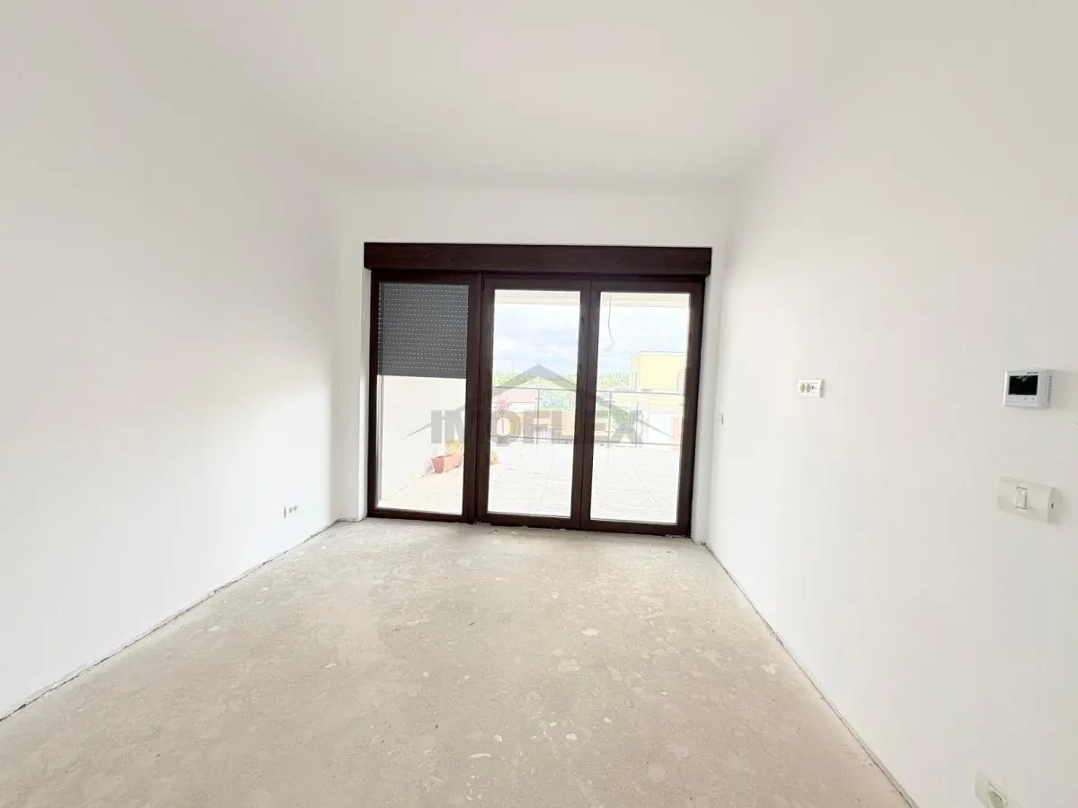 APARTAMENT PENTHOUSE 3 CAMERE DE VANZARE BRAYTIM - foto 2