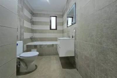 Capat CUG 2 camere D + curte 40 mp + parcare Lunca Cetatuii - foto 7
