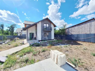 Vila noua din caramida, 130 mp utili – Teren 430 mp | Semineu- Zona Ura - Bacau