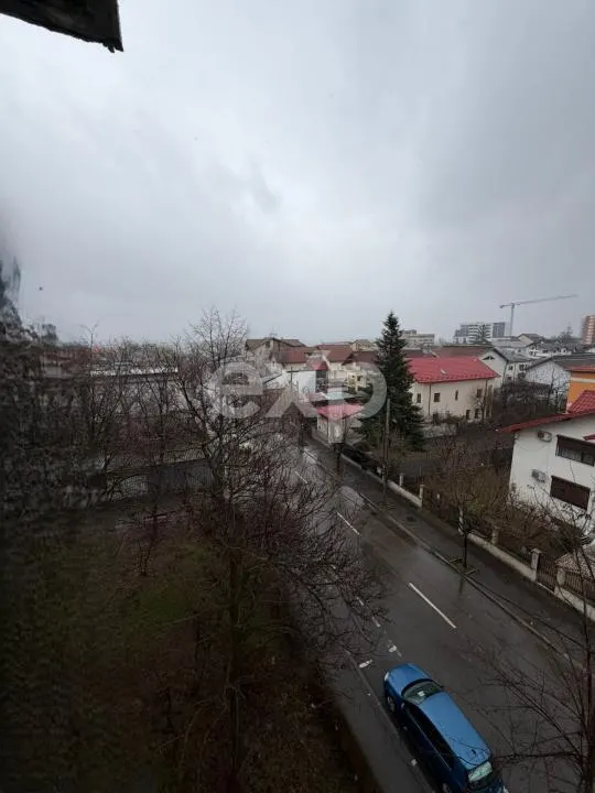 Apartament 3 camere decomandat, luminos, zona Exercițiu – Confort și liniște - foto 1