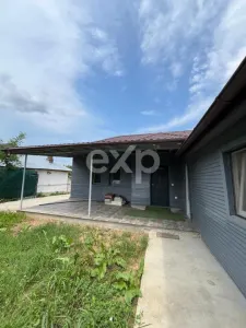 Locuință modernă cu două intrări separate, izolație premium, zonă verde Cuparu - Cuparu