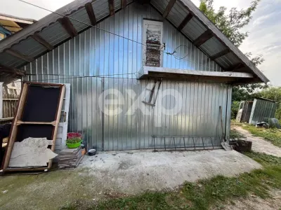 Casa cu 4 camere si baie + teren 567 mp pe Nicolae Balcescu in Gaesti - foto 3