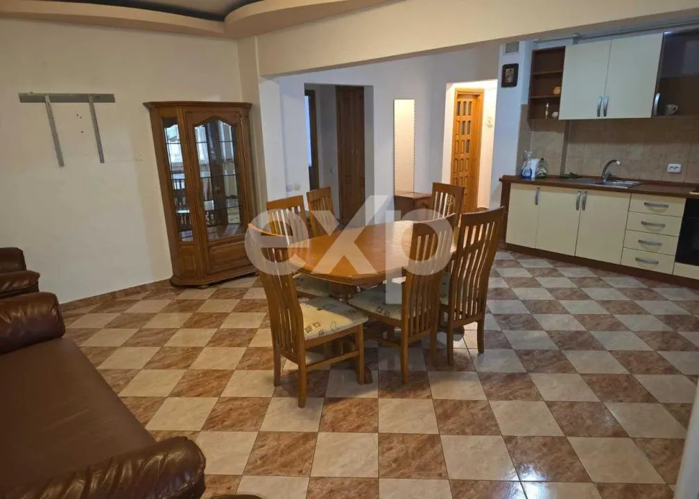 Inchiriere apartament 3 camere Gavana 3 - foto 1