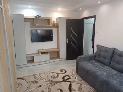 Apartament 2 camere de închiriat â€“ Mircea, etaj 3, centrală termică, aer condiționat - Iasi