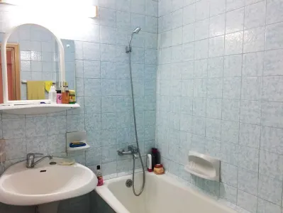Apartament 3 camere | Blvd. Independenței -  5 minute de UMF | 550€ - foto 7