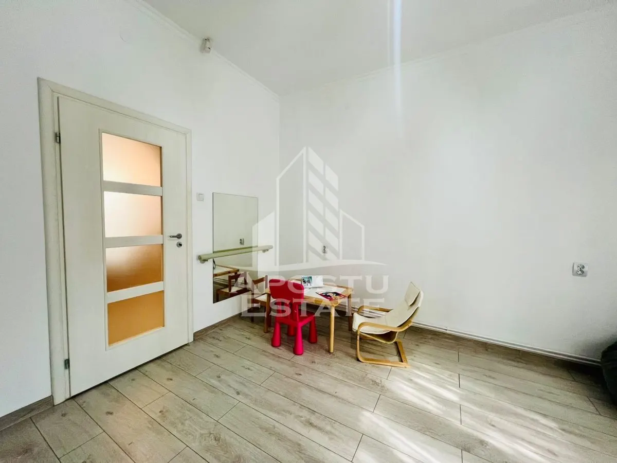 Casa pretabila pentru birouri, 120 mp, 4 camere, Girocului - foto 2