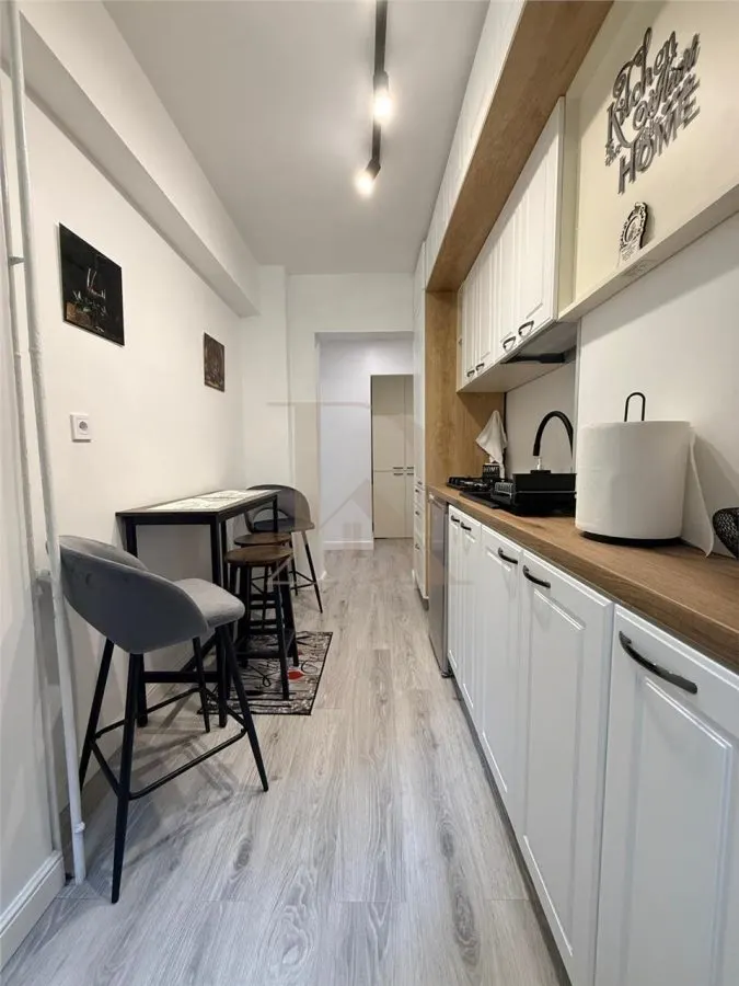 Prima Inchiriere! Centru Hala Centrala , 2 camere , totul nou ! - foto 13
