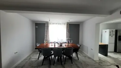Casa individuala cu teren generos de 898 mp,Sag zona Centrala - foto 2