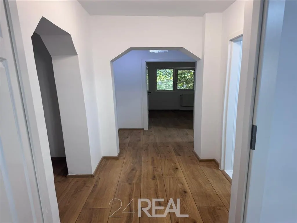 Apartament parter zona Tineretului - pretabil birou - foto 8