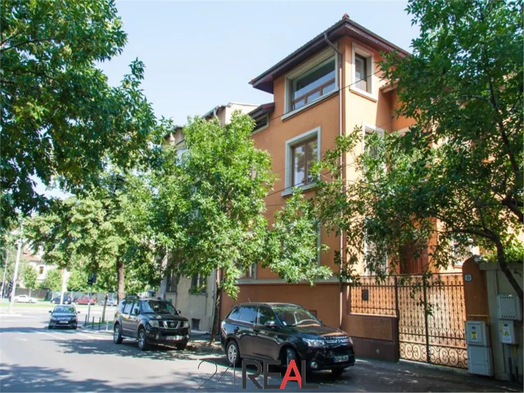 Spatiu pretabil clinica, retail sau birouri - Zona ultracentrala - foto 1