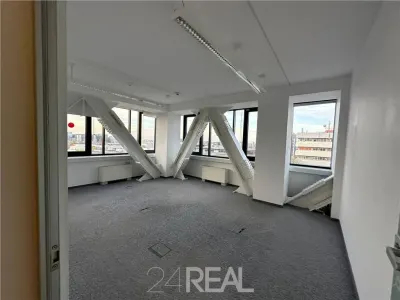 Spatii de birouri in Pipera Business Tower de la 147 mp - foto 18