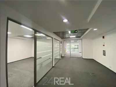Spatiu pentru birouri 335 mp cu piscina si sala de fitness - foto 5