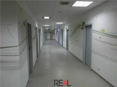 Spatii pretabile pentru: spital, clinica, cabinet, laborator medical - foto 7