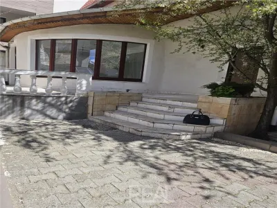 Inchiriere vila metrou Aurel Vlaicu - pretabil birouri/salon/clinica - foto 5