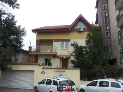 Vanzare vila pentru birouri - foto 5