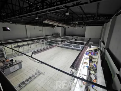 Spatiu Comercial Piata Branesti - foto 2