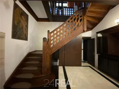 Vila brancoveneasca pretabila: birouri, clinica, ceainarie - foto 10