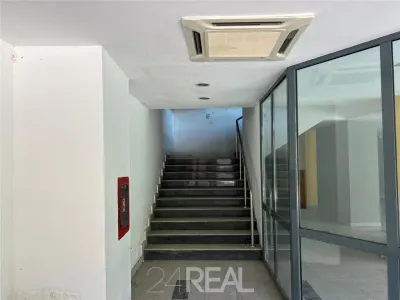 Spatiu multifunctionale - clinica, comercial, showroom, birouri - foto 5