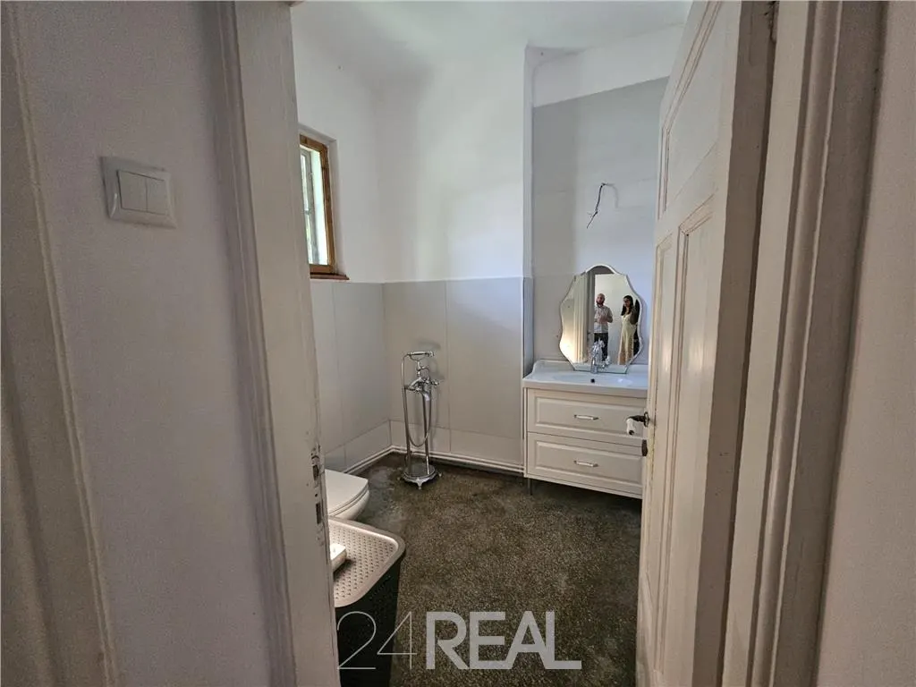 Inchiriere spatiu comercial - 950 Euro per etaj - foto 8