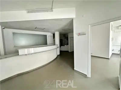 Oportunitate de Investitie: Cladire de Vanzare in Cotroceni - foto 2