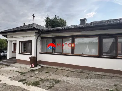 Casa de vanzare Campina, Bobalna | 5 camere, teren 384 mp - foto 2