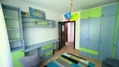 Apartament 4 camere | semidecomandat - 2 bai | Tătărași Flora |  580 € - foto 3